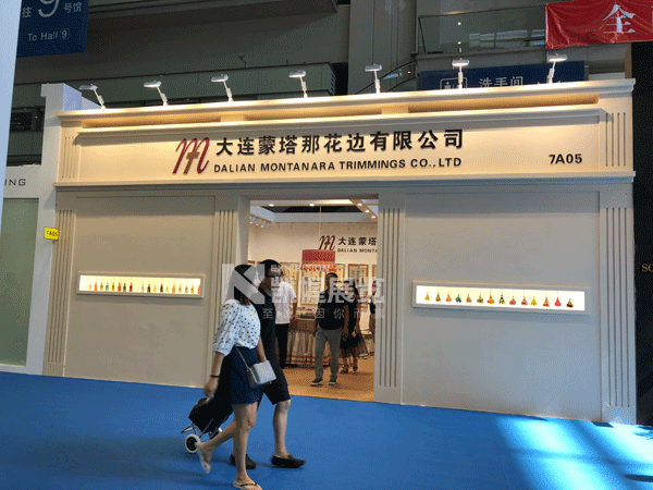 大連蒙娜花邊展臺搭建