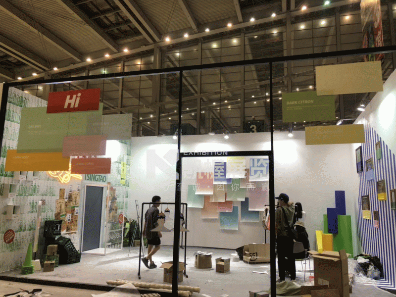 深圳服裝展廳設(shè)計